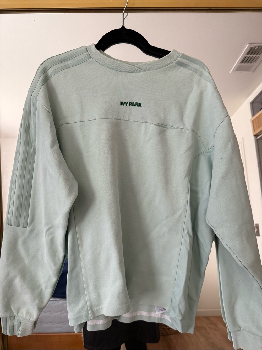 SOLD IVY PARK Mint Crewneck Pullover